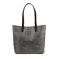 Kožená kabelka v šedé barvě